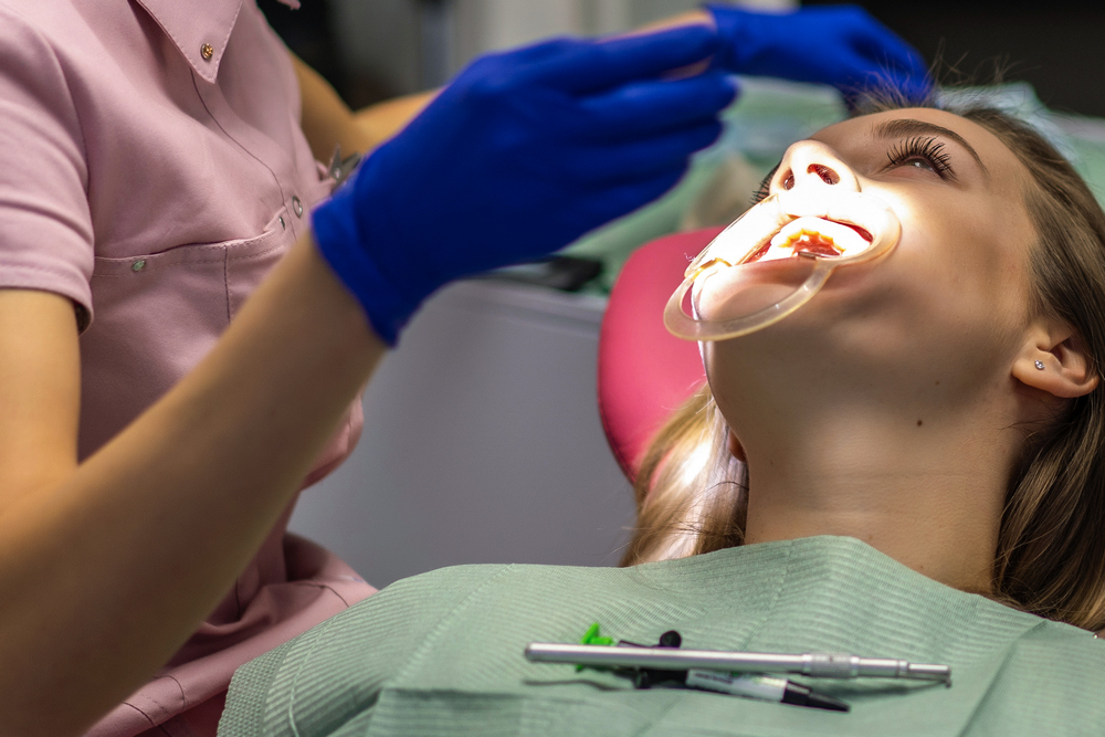 Аутотрансплантация зуба (пересадка): что это, показания, как проходит, стоимость