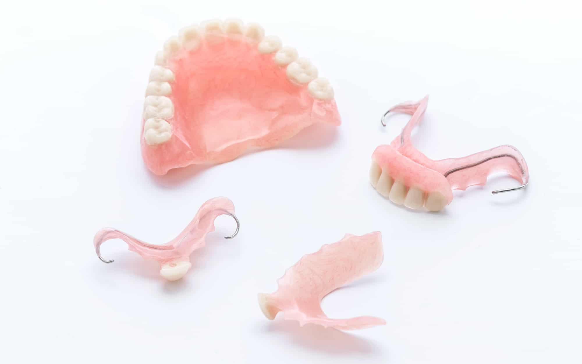 Нейлоновый микропротез 1-3 зуба